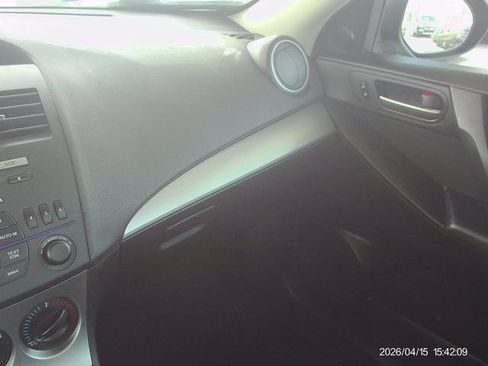 Used 2010 MAZDA MAZDA3 i Touring FWD image 11