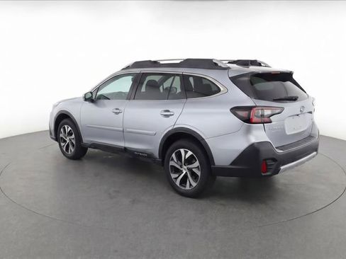 Used 2022 Subaru Outback Limited AWD/4WD image 5