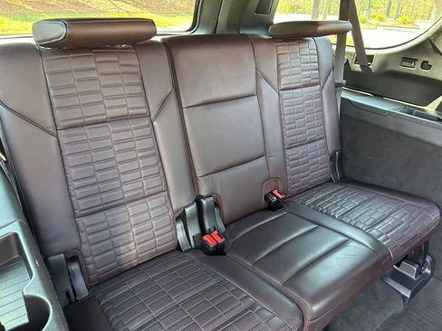 Used 2023 Cadillac Escalade ESV Sport Platinum w/ LPO, ONYX Package AWD/4WD image 52