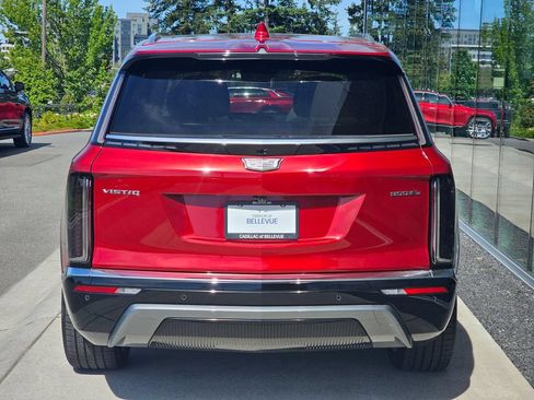 New 2026 Cadillac Vistiq Luxury AWD/4WD image 4