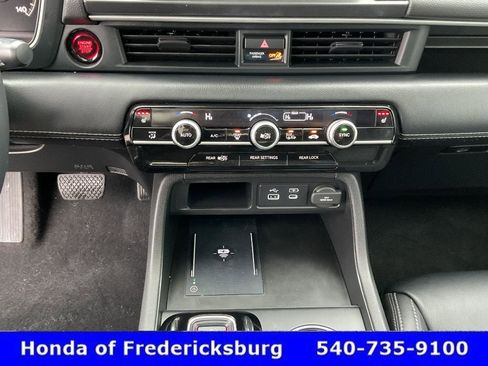 Certified 2024 Honda Pilot Touring image 37