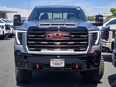 New 2026 GMC Sierra 2500 AT4X AWD/4WD image 2