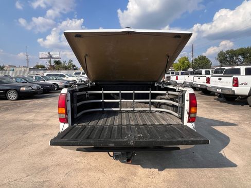 Used 2001 GMC Sierra 2500 4x4 Extended Cab w/ Convenience Plus Group image 19