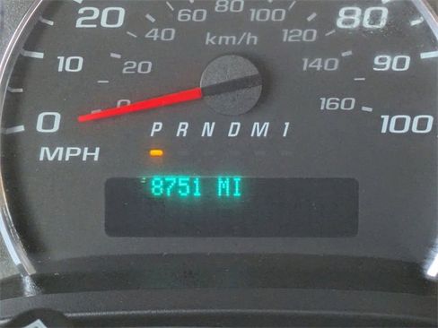 Used 2022 Chevrolet Express 3500 w/ Power Convenience Package image 18