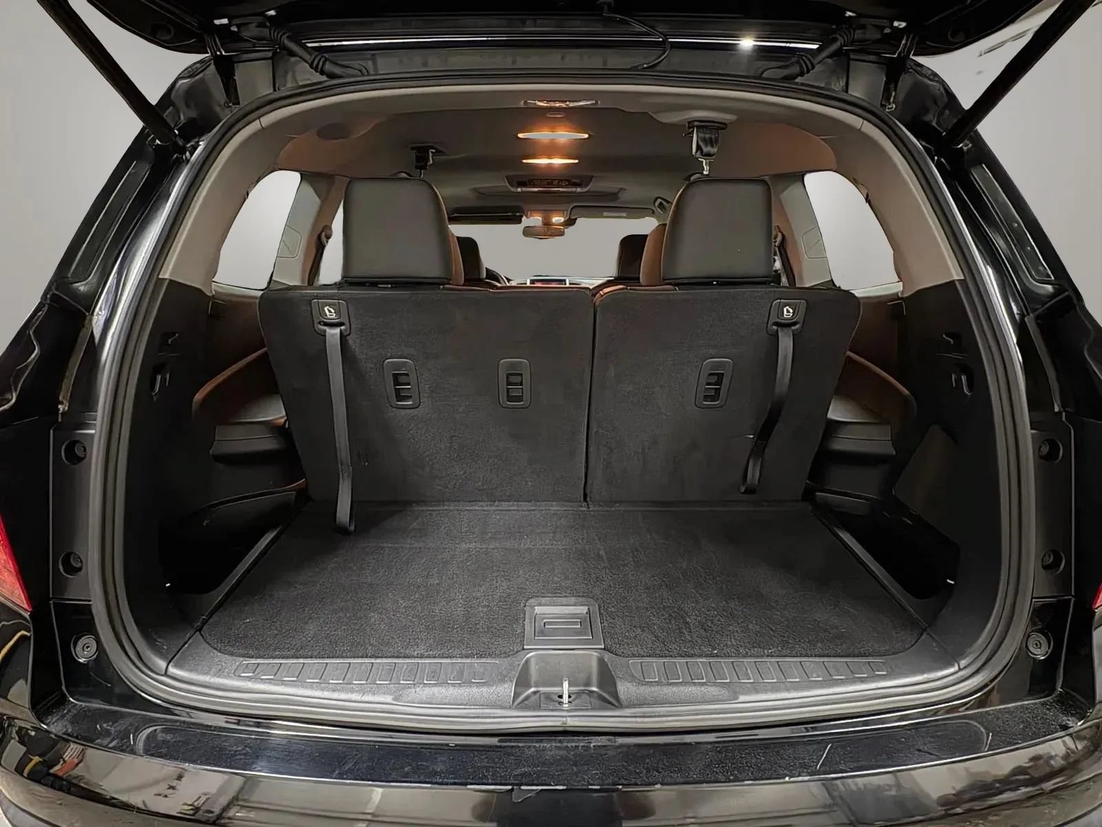 Used 2016 Honda Pilot Touring image 9