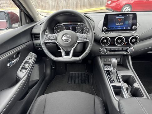 Used 2025 Nissan Sentra SV image 12