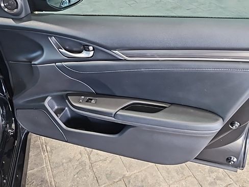 Used 2020 Honda Civic EX-L image 11