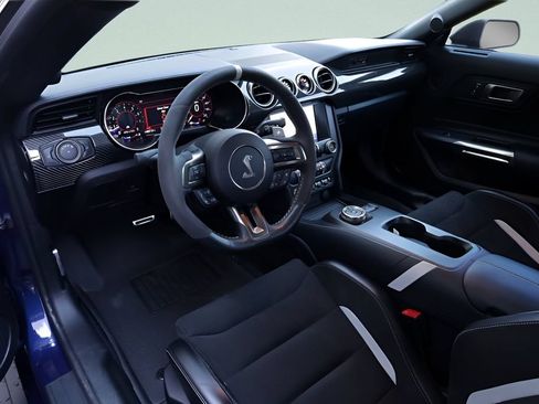 Used 2020 Ford Mustang Shelby GT500 w/ Technology Package RWD image 26