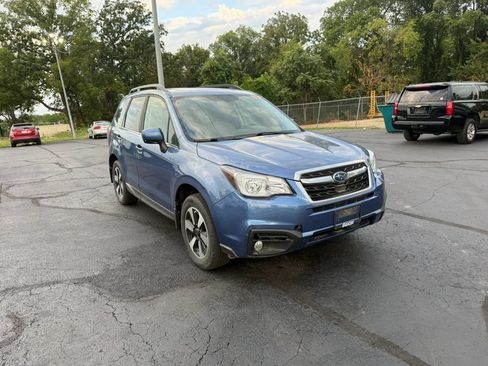 Used 2017 Subaru Forester 2.5i Limited AWD/4WD image 1