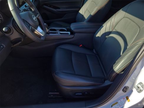 Certified 2024 Nissan Altima 2.5 SR w/ SR Premium Package image 15