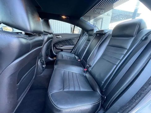 Used 2014 Dodge Charger R/T RWD image 15