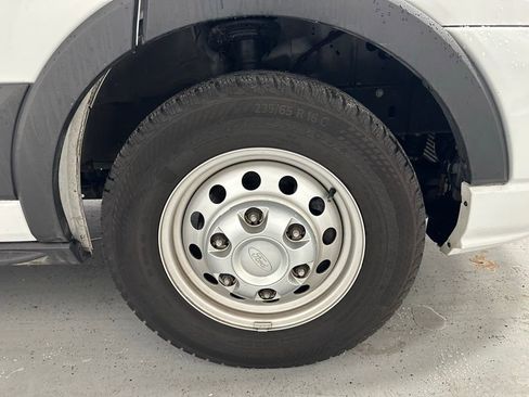 Used 2024 Ford Transit 350 XLT image 51