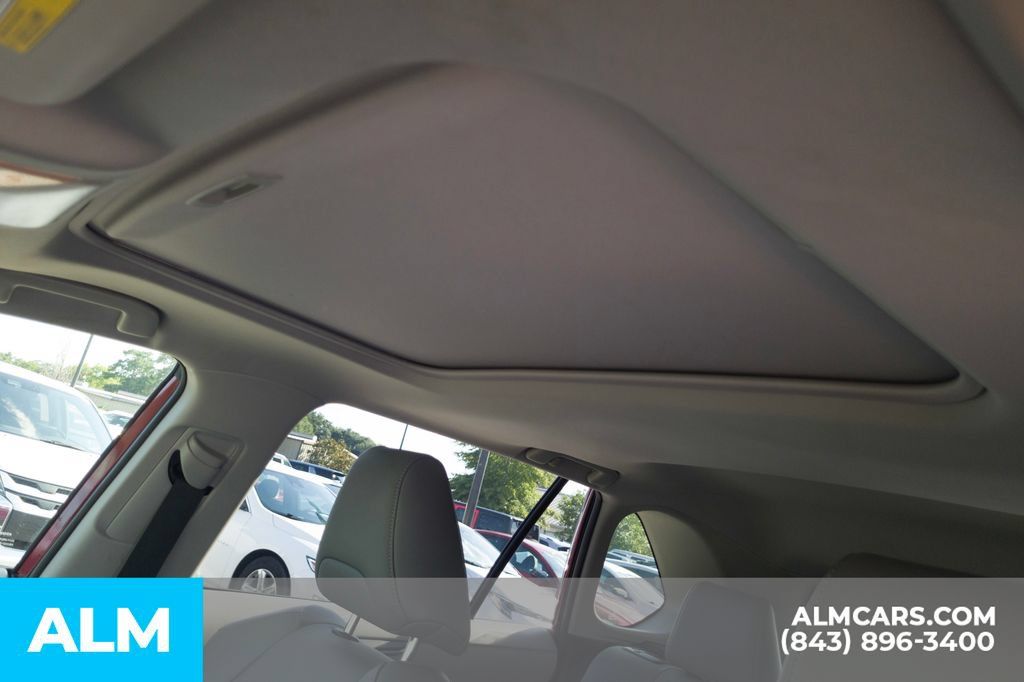 Used 2019 Toyota RAV4 XLE Premium w/ Advanced Technology Package AWD/4WD image 18