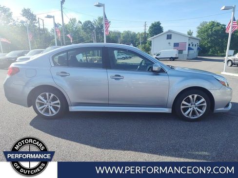 Used 2014 Subaru Legacy 2.5i Premium AWD/4WD image 4