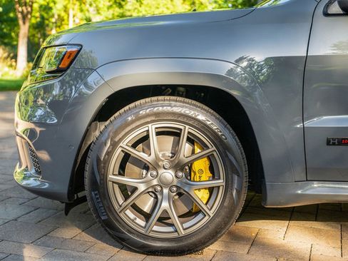 Used 2020 Jeep Grand Cherokee Trackhawk image 4