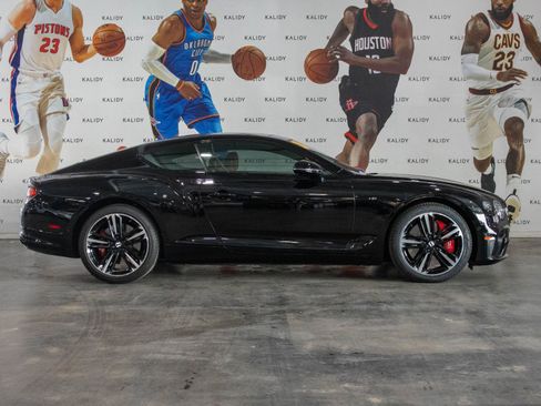 Used 2021 Bentley Continental GT AWD/4WD image 18