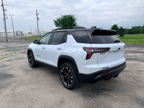 New 2026 Chevrolet Equinox RS FWD image 8