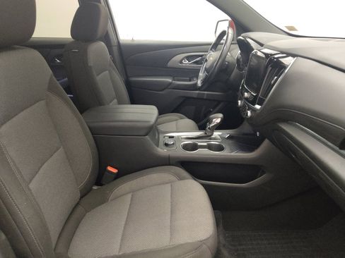 Used 2022 Chevrolet Traverse LT AWD/4WD image 21