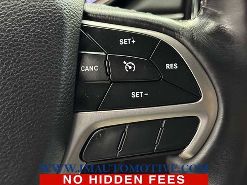 Used 2019 Jeep Grand Cherokee Overland image 41