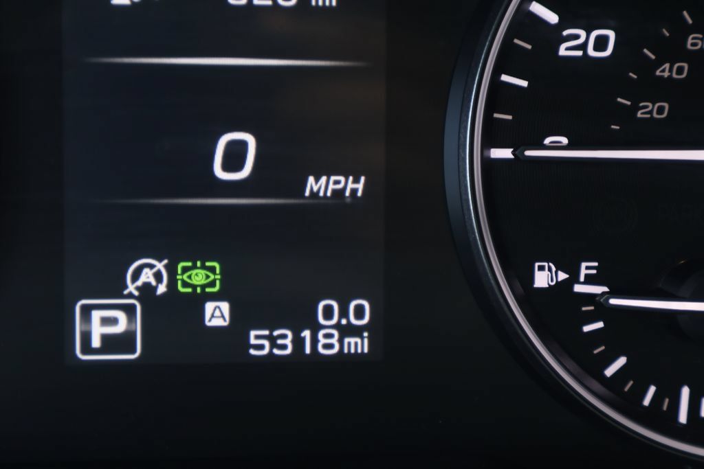 Used 2025 Subaru Outback Limited w/ Popular Package #2 AWD/4WD image 5