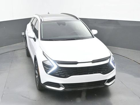 Used 2025 Kia Sportage EX w/ Premium Package FWD image 27