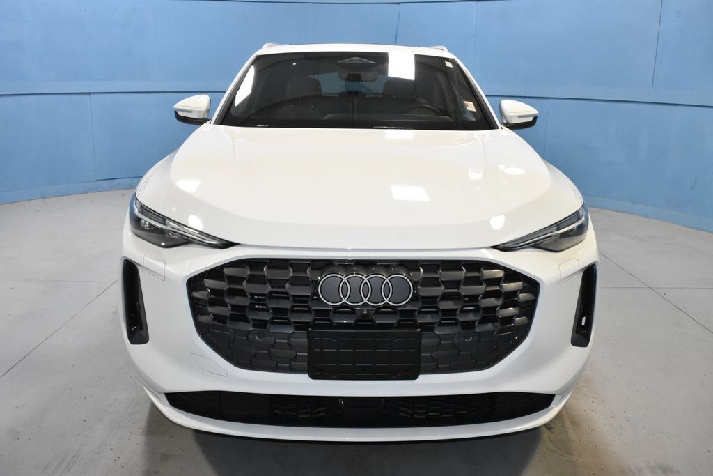 Certified 2025 Audi Q5 Premium Plus w/ Premium Plus AWD/4WD image 21