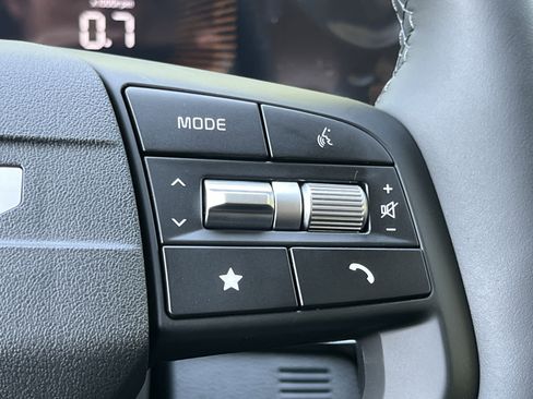 New 2026 Kia Sportage EX w/ EX Panorama Roof Package image 15