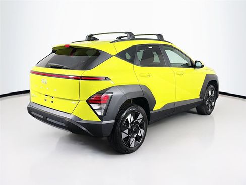 Used 2024 Hyundai Kona SEL AWD/4WD image 7