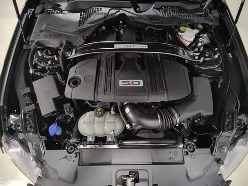 Used 2022 Ford Mustang GT Premium w/ GT Performance Package RWD image 5