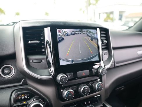 Used 2022 RAM 1500 Big Horn AWD/4WD image 23