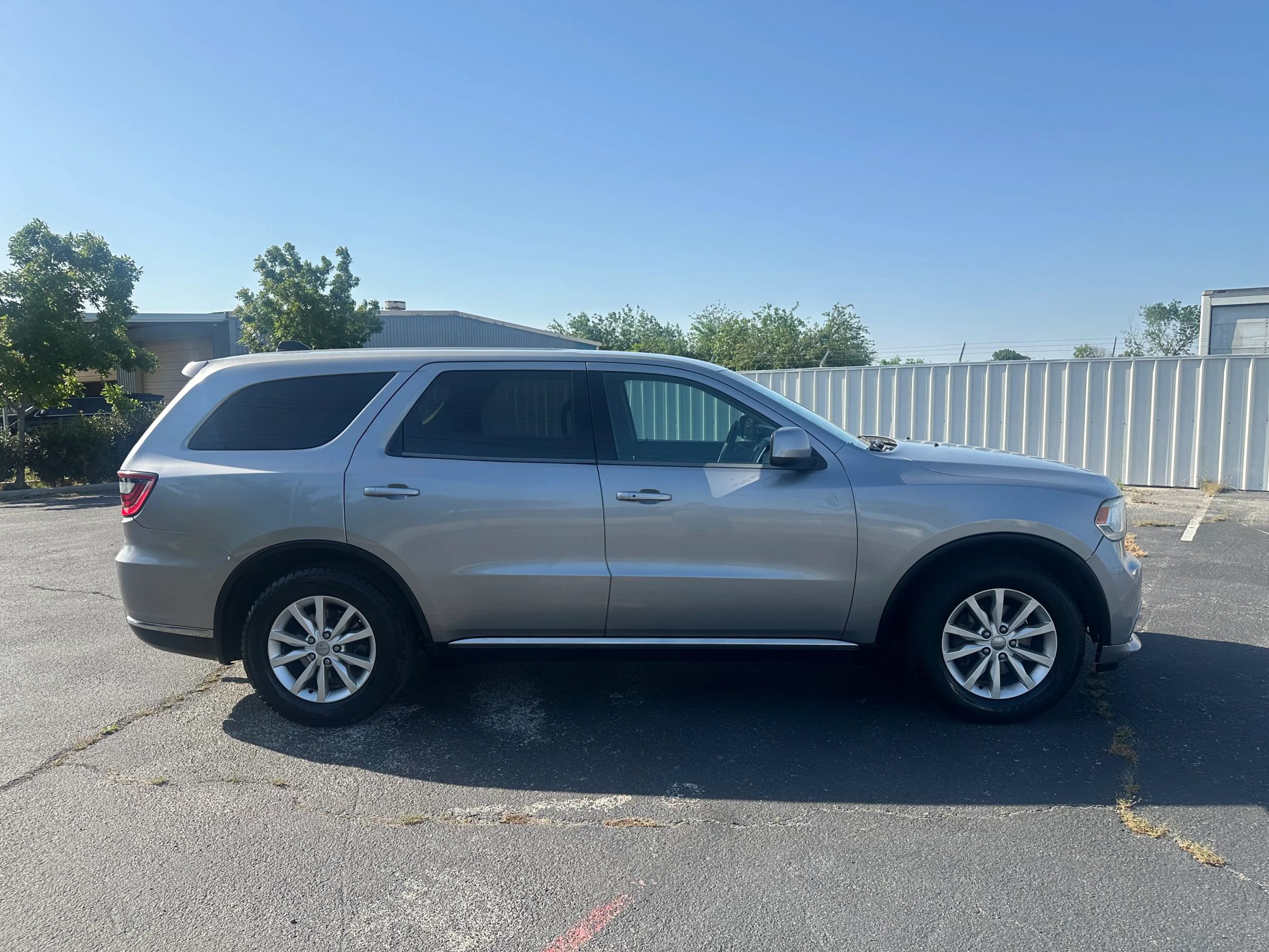 Used 2015 Dodge Durango SXT w/ Trailer Tow Group IV RWD image 4