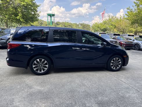 Used 2024 Honda Odyssey EX-L image 8