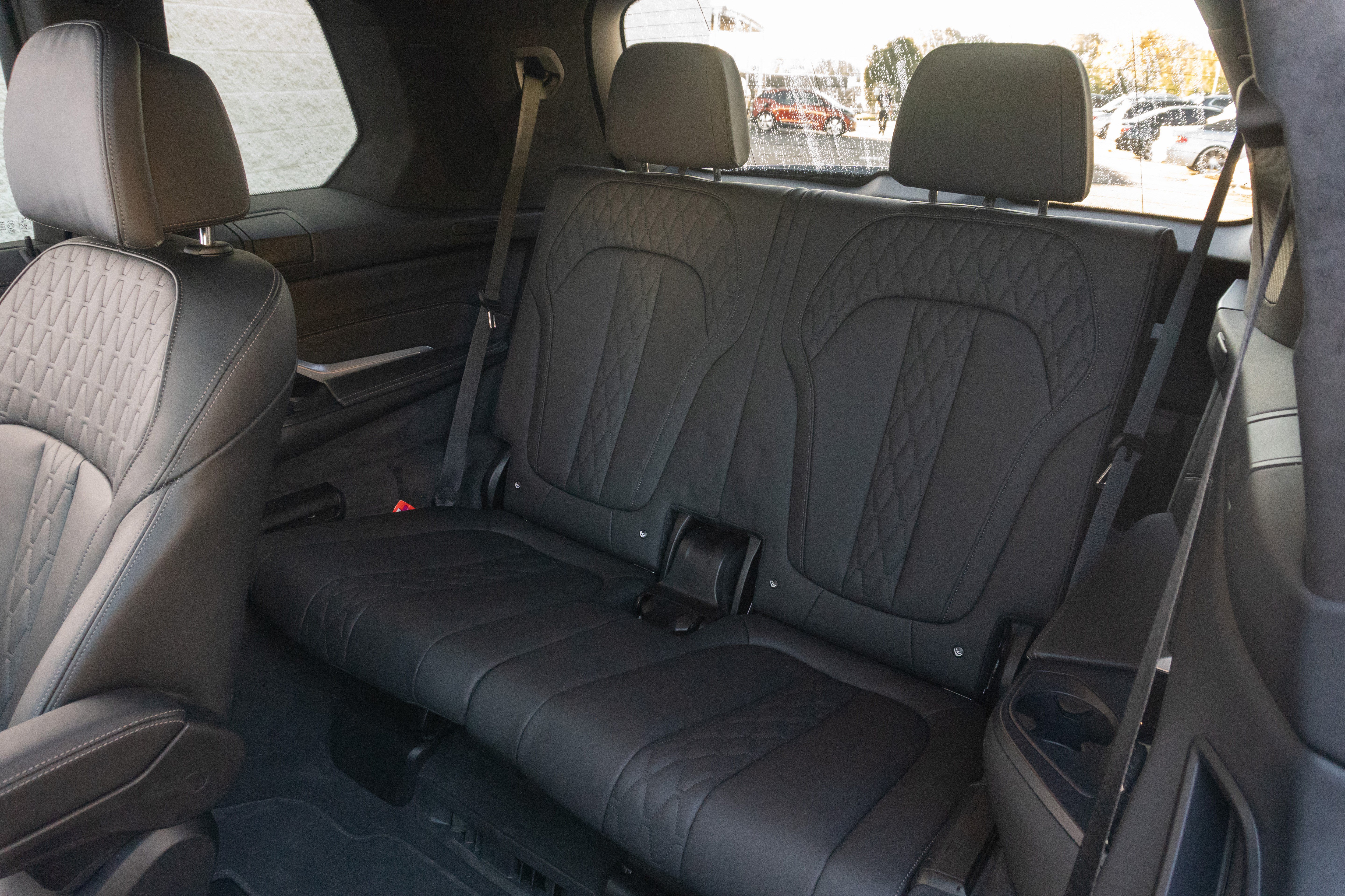 Certified 2025 BMW X7 M60i AWD/4WD image 37