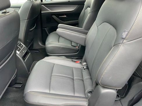 Used 2024 MAZDA CX-90 3.3 Turbo w/ Preferred Package AWD/4WD image 8