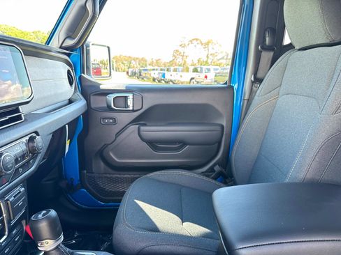 New 2025 Jeep Wrangler Sport S AWD/4WD image 19