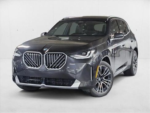 Used 2025 BMW X3 xDrive30i w/ Premium Package image 1