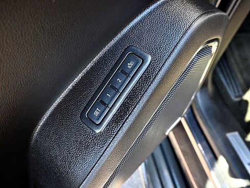 Used 2016 Chevrolet Tahoe LT image 25