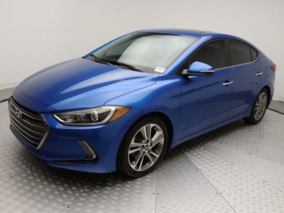 Used 2017 Hyundai Elantra Limited w/ Limited Tech Package 04