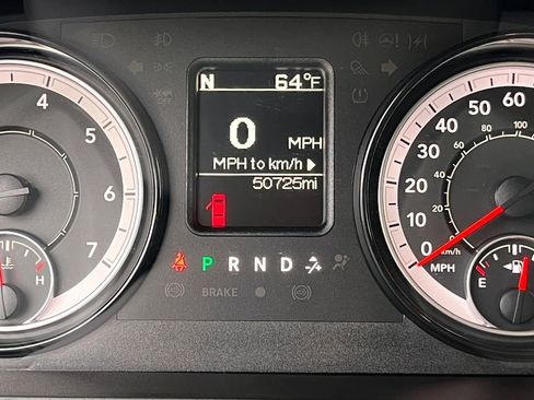 Used 2024 RAM 1500 Classic SLT image 28