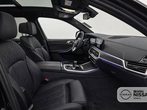 Used 2022 BMW X5 xDrive40i w/ Premium Package AWD/4WD image 11