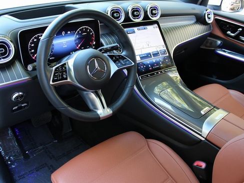 Used 2023 Mercedes-Benz GLC 300 4MATIC w/ Pinnacle Trim Package image 9