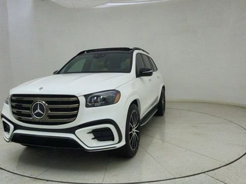 Used 2025 Mercedes-Benz GLS 450 4MATIC image 72