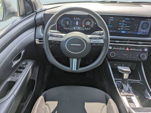 Used 2025 Hyundai Tucson SEL AWD/4WD image 18