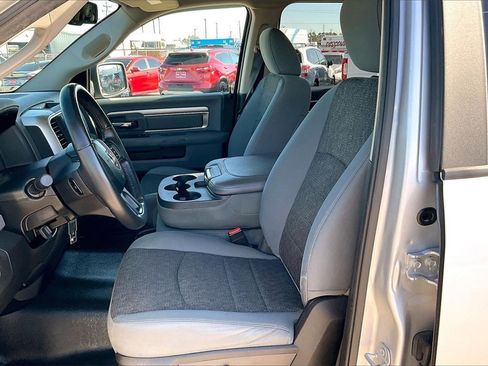 Used 2019 RAM 1500 Big Horn image 18