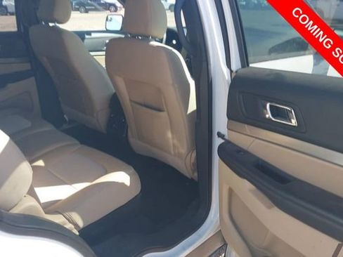 Used 2017 Ford Explorer 4WD image 6