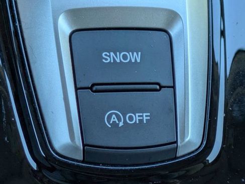 Used 2016 Honda Pilot Touring image 39