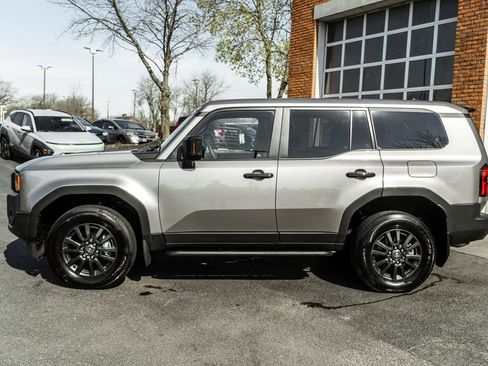 Used 2025 Toyota Land Cruiser 1958 image 39