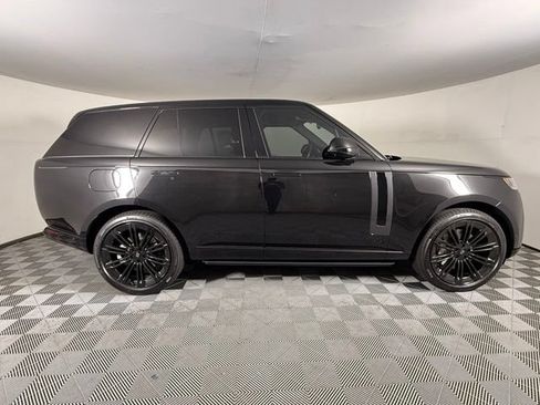 New 2027 Land Rover Range Rover Long Wheelbase SE AWD/4WD image 8