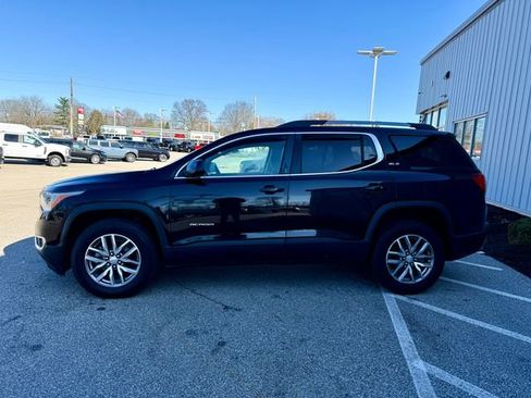 Used 2017 GMC Acadia SLE w/ Driver Alert Package I image 4