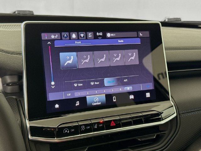New 2026 Jeep Compass Latitude AWD/4WD image 15